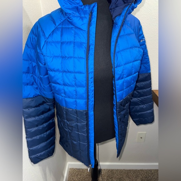 Columbia Kids' Two-Tone Blue Puffer Jacket- Kids 14/16 - Picture 3 of 10